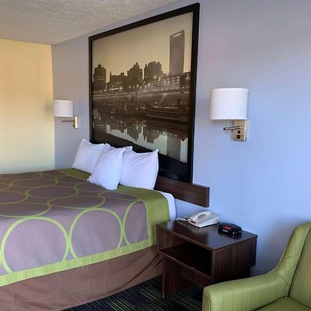 Super 8 By Wyndham Jackson Motel Bagian luar foto