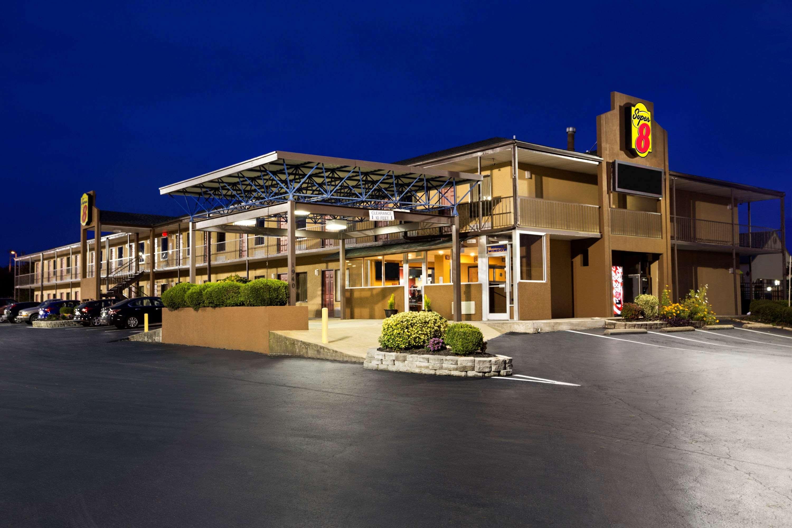 Super 8 By Wyndham Jackson Motel Bagian luar foto
