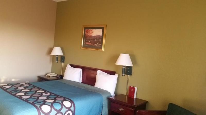 Super 8 By Wyndham Jackson Motel Bagian luar foto