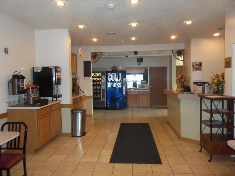 Super 8 By Wyndham Jackson Motel Bagian luar foto
